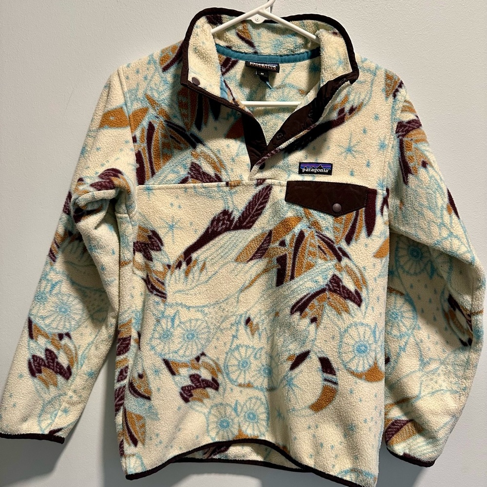 Patagonia Synchilla Fleece Pullover in Cream, Aqua & Brown Feather Print